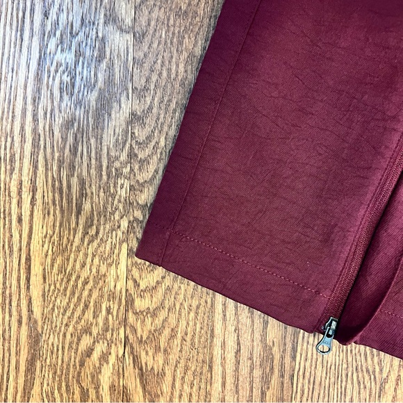 AIR JORDAN 23 ENGINEERED WOMEN'S RED UTILITY PANTS - Size XS - Picture 5 of 8